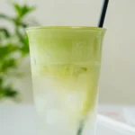 Coconut Matcha Latte|ohsweetcups.com